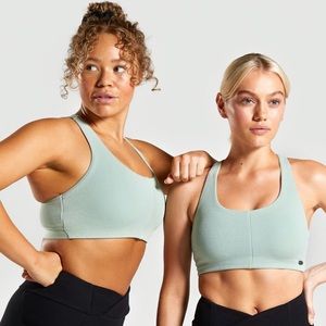 Gymshark Poise Sports Bra Medium Light Green